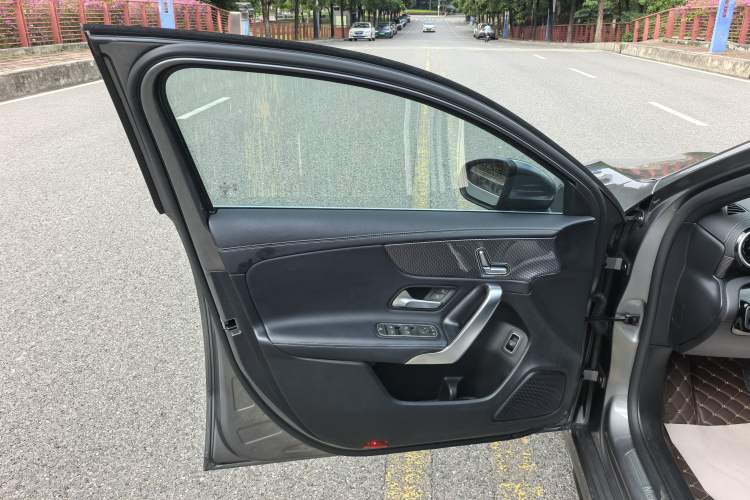 Used Mercedes-Benz A-Class 2022 Restyled A 200 L Sport Sedan Dynamic Version Interior 5