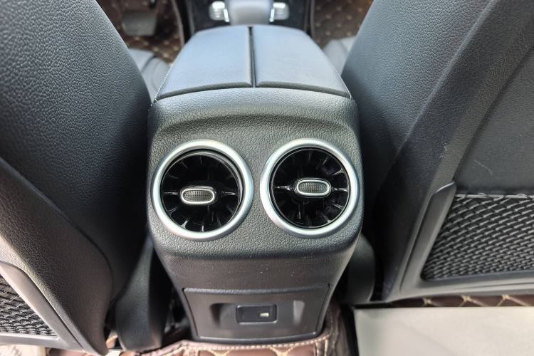 Used Mercedes-Benz A-Class 2022 Restyled A 200 L Sport Sedan Dynamic Version Interior 9