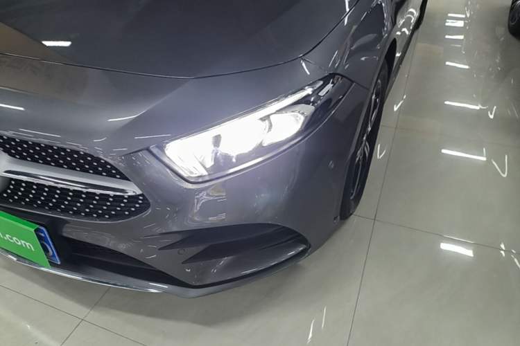 Used Mercedes-Benz A-Class 2022 Revised Version A 200 L Sport Sedan Fashionable Style Left Front Headlight