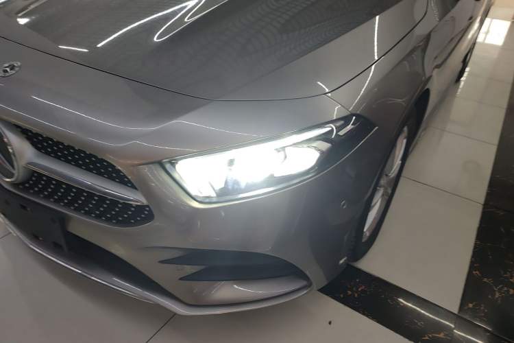 Used Mercedes-Benz A-Class 2022 Restyled A 200 L Sport Sedan Fashion Version Left Front Headlight