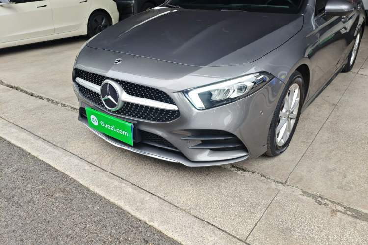 Used Mercedes-Benz A-Class 2022 Restyled A 200 L Sport Sedan Fashion Version Left Front Headlight