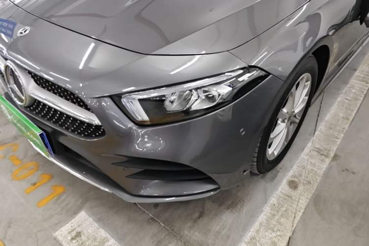 Used Mercedes-Benz A-Class 2022 A 200 L Sport Sedan Fashion Model Left Front Headlight