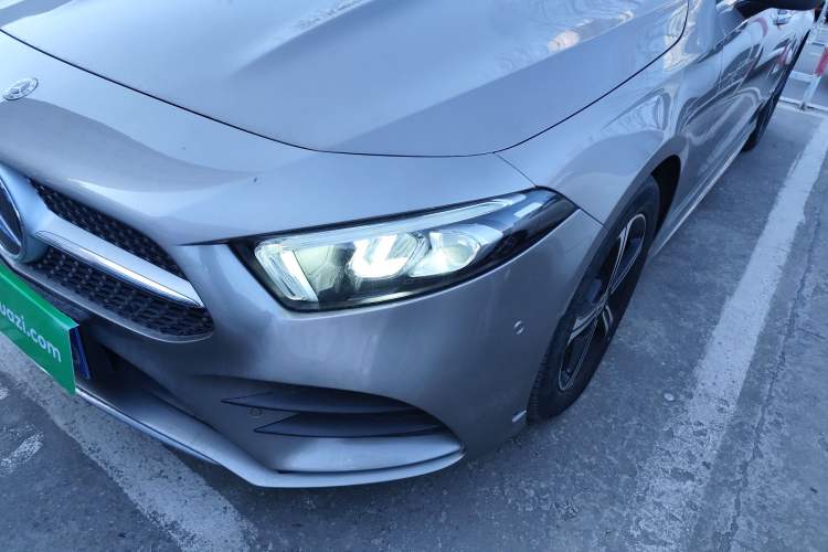 Used Mercedes-Benz A-Class 2022 Revised Version A 200 L Sport Sedan Fashionable Style Left Front Headlight
