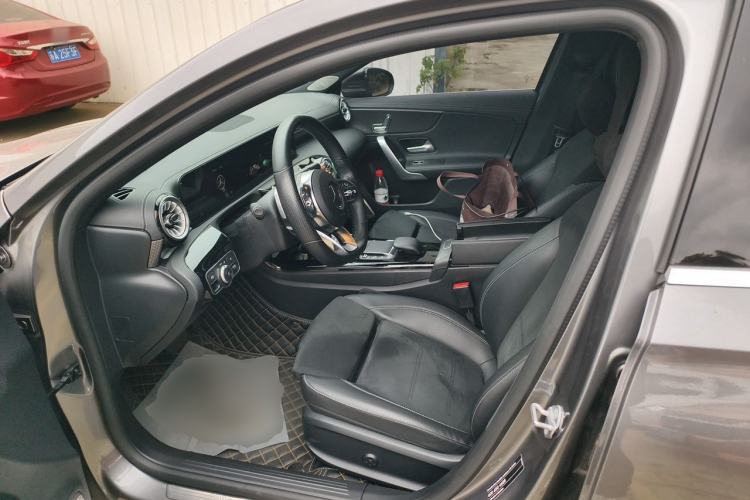 Used Mercedes-Benz A-Class 2022 Second Facelift A 200 L Sport Sedan Fashion Version Left Front Seat