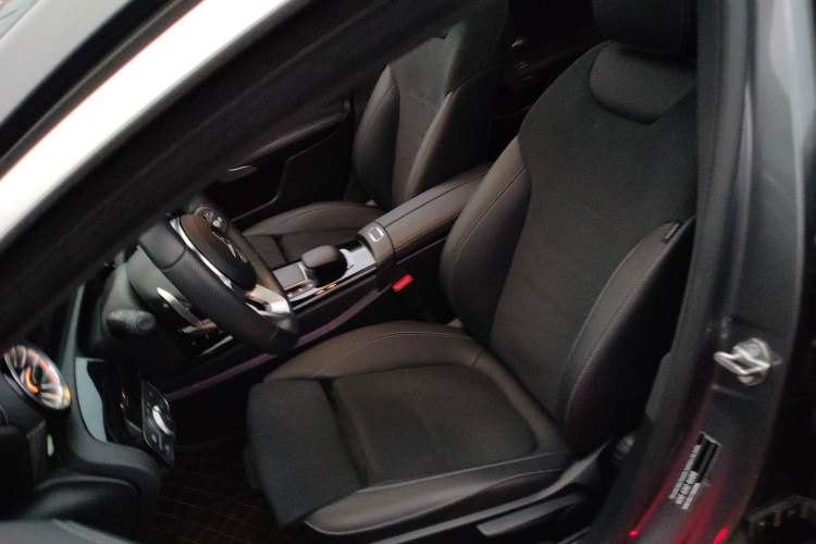 Used Mercedes-Benz A-Class 2022 Second Facelift A 200 L Sport Sedan Fashion Version Left Front Seat
