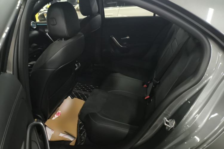 Used Mercedes-Benz A-Class 2022 Revised Version A 200 L Sport Sedan Fashionable Style Left Rear Seat