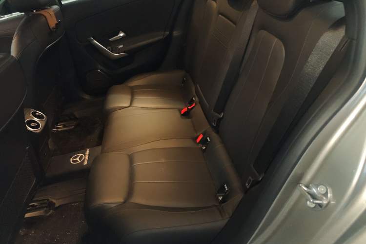Used Mercedes-Benz A-Class 2022 Restyled A 200 L Sport Sedan Fashion Version Left Rear Seat