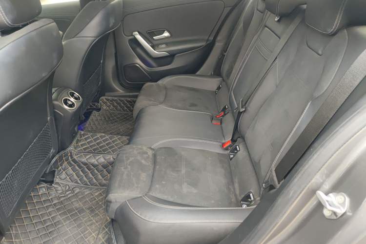 Used Mercedes-Benz A-Class 2022 Revised Version A 200 L Sport Sedan Fashionable Style Left Rear Seat
