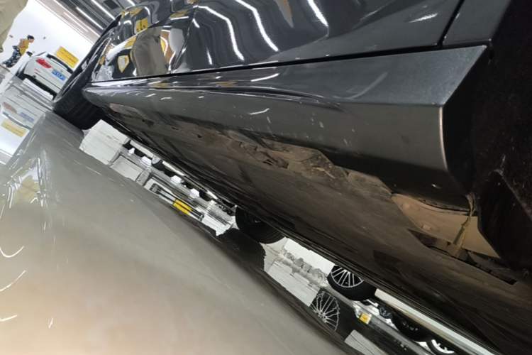 Used Mercedes-Benz A-Class 2022 Revised Version A 200 L Sport Sedan Fashionable Style Left Side Sill