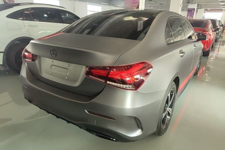 Used Mercedes-Benz A-Class 2022 Revised Version A 200 L Sport Sedan Fashionable Style Rear Right 45 Deg