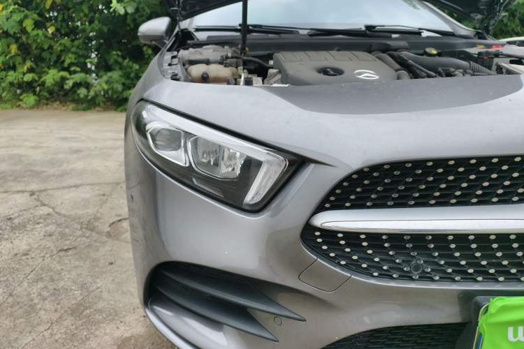 Used Mercedes-Benz A-Class 2022 Second Facelift A 200 L Sport Sedan Fashion Version Right Front Headlight