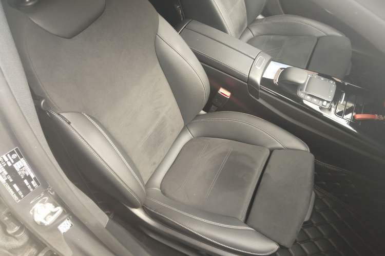 Used Mercedes-Benz A-Class 2022 A 200 L Sport Sedan Fashion Model Right Front Seat