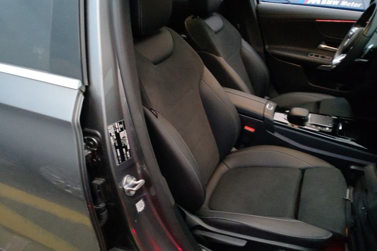 Used Mercedes-Benz A-Class 2022 Second Facelift A 200 L Sport Sedan Fashion Version Right Front Seat