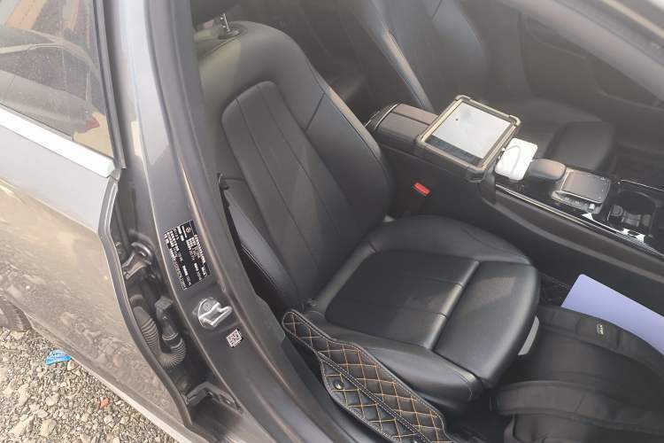 Used Mercedes-Benz A-Class 2022 Restyled A 200 L Sport Sedan Fashion Version Right Front Seat