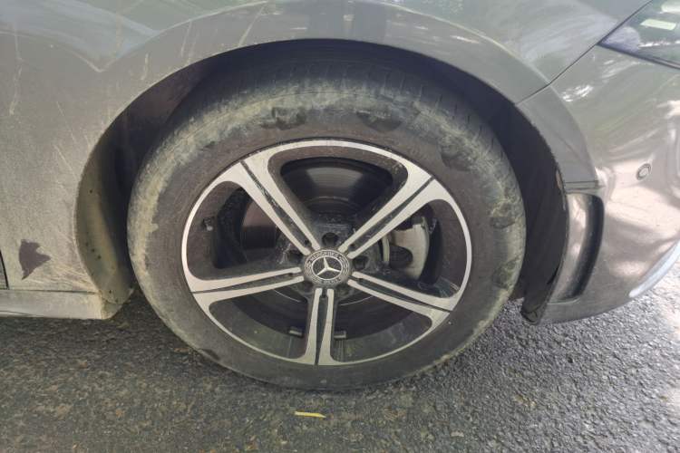 Used Mercedes-Benz A-Class 2022 Restyled A 200 L Sport Sedan Dynamic Version Right Front Wheel Hub