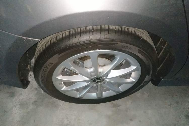 Used Mercedes-Benz A-Class 2022 A 200 L Sport Sedan Dynamic Model Right Rear Wheel Hub