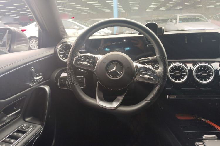Used Mercedes-Benz A-Class 2022 A 200 L Sport Sedan Fashion Model Steering Wheel