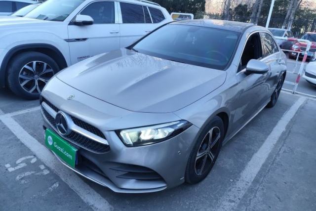 Used Mercedes-Benz A-Class 2022 Revised Version A 200 L Sport Sedan Fashionable Style