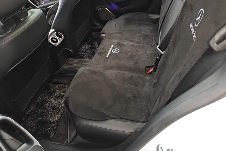 Used Mercedes-Benz A-Class 2022 Restyled A 200 L Sport Sedan Fashion Version Left Rear Seat