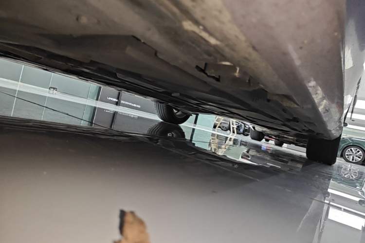 Used Mercedes-Benz A-Class 2022 Restyled A 200 L Sport Sedan Fashion Version Left Side Sill