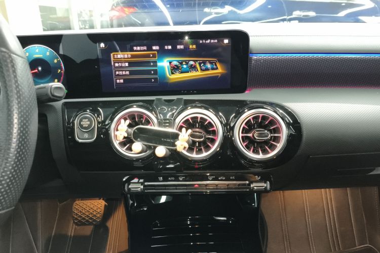 Used Mercedes-Benz A-Class 2022 A 200 L Sport Sedan Fashion Model Audio And AC Panel