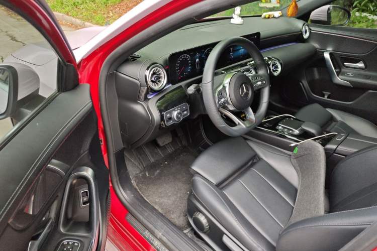 Used Mercedes-Benz A-Class 2022 Restyled A 200 L Sport Sedan Fashion Version Driver Seat
