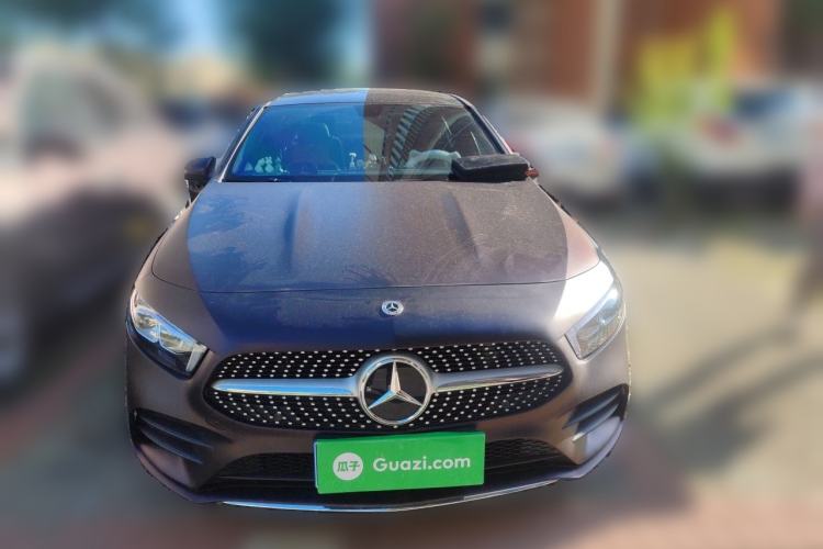 Used Mercedes-Benz A-Class 2022 Revised Version A 200 L Sport Sedan Fashionable Style Front