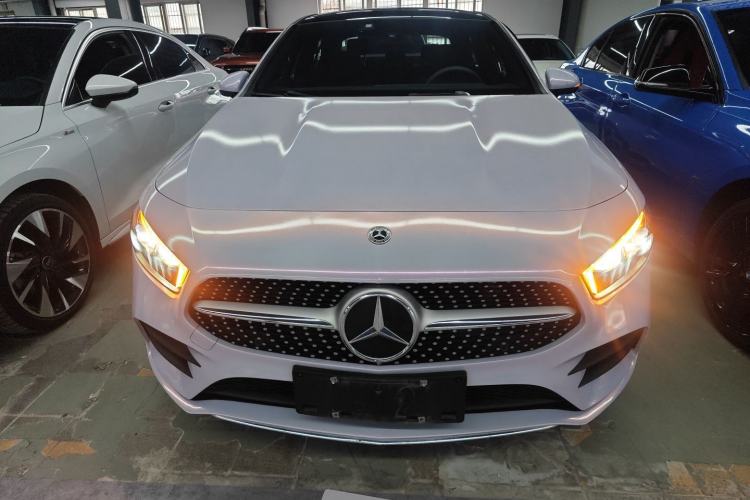 Used Mercedes-Benz A-Class 2022 Second Facelift A 200 L Sport Sedan Fashion Version Front