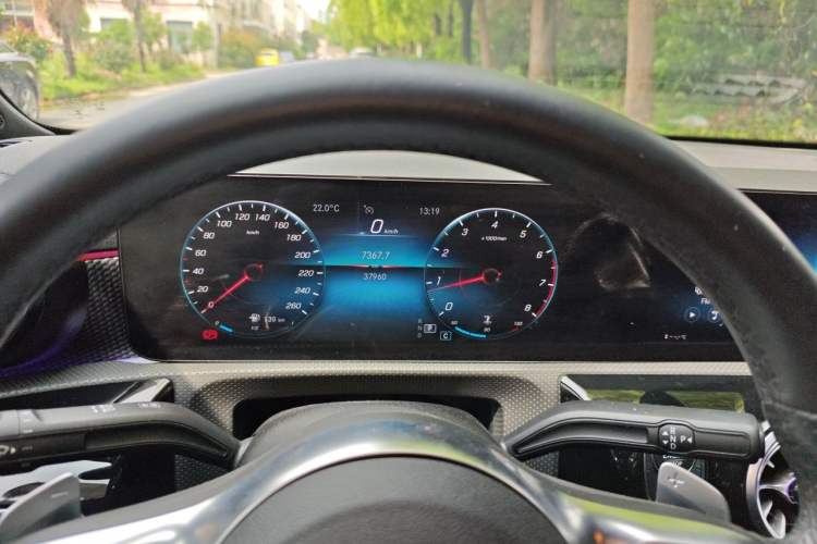 Used Mercedes-Benz A-Class 2022 Restyled A 200 L Sport Sedan Fashion Version Instrument Cluster