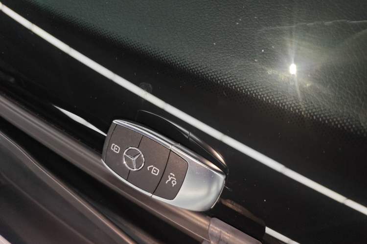 Used Mercedes-Benz A-Class 2022 Second Facelift A 200 L Sport Sedan Fashion Version Interior 1