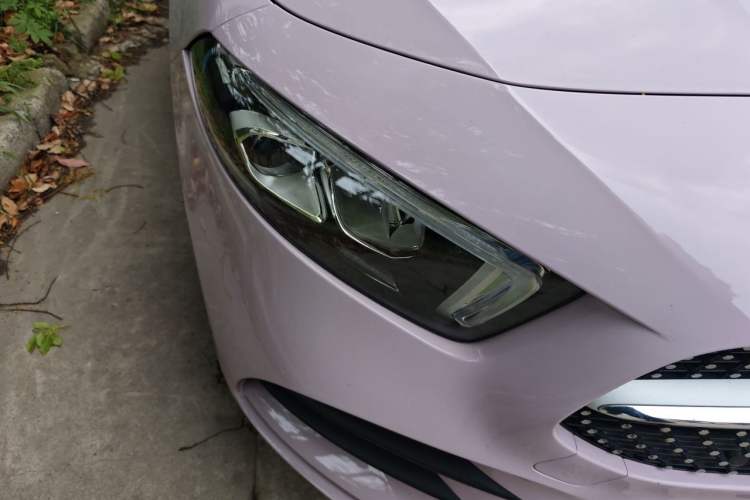 Used Mercedes-Benz A-Class 2022 Restyled A 200 L Sport Sedan Fashion Version Right Front Headlight