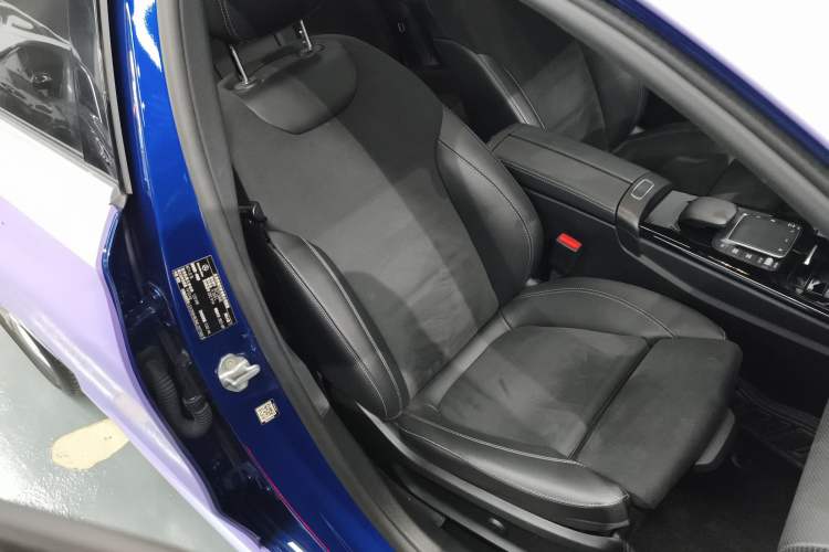 Used Mercedes-Benz A-Class 2022 A 200 L Sport Sedan Fashion Model Right Front Seat