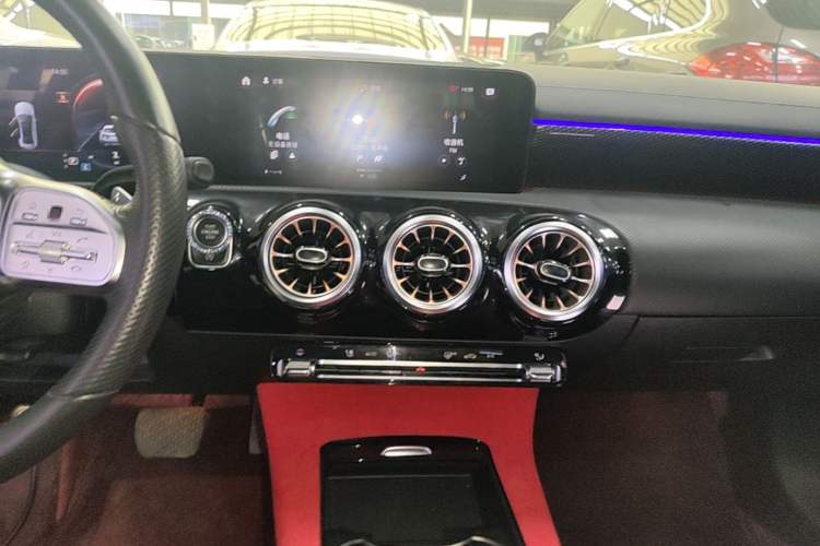 Used Mercedes-Benz A-Class 2022 Restyled A 200 L Sport Sedan Fashion Version Audio And AC Panel