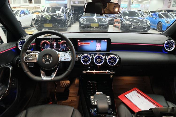 Used Mercedes-Benz A-Class 2022 Restyled A 200 L Sport Sedan Fashion Version Center Console