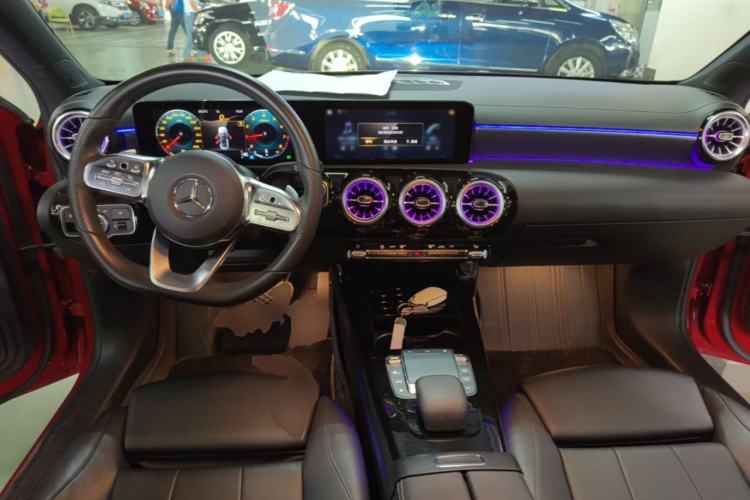 Used Mercedes-Benz A-Class 2022 Restyled A 200 L Sport Sedan Fashion Version Center Console