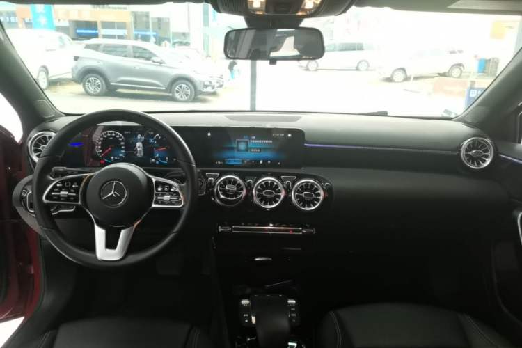 Used Mercedes-Benz A-Class 2022 A 200 Dynamic Edition Center Console