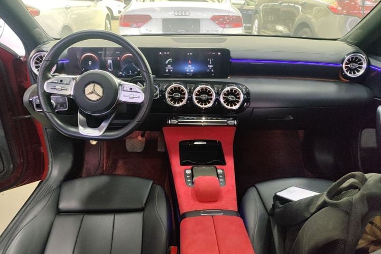 Used Mercedes-Benz A-Class 2022 Restyled A 200 L Sport Sedan Fashion Version Center Console