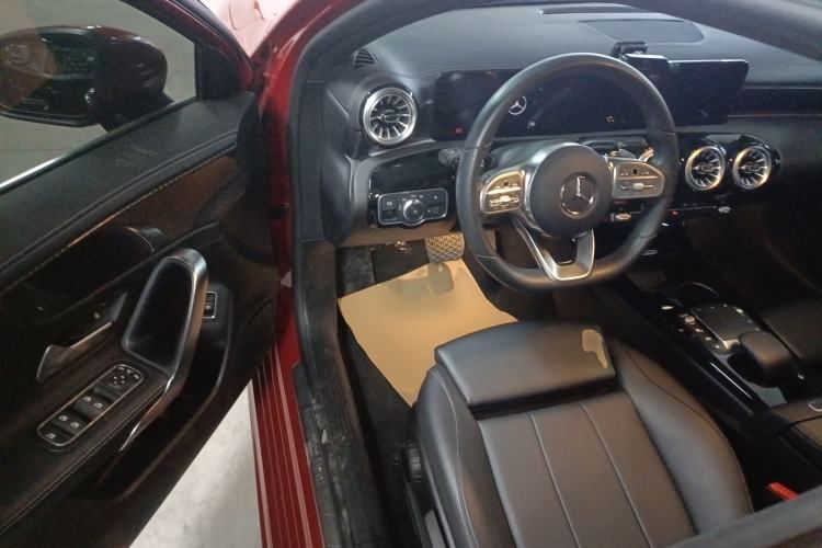 Used Mercedes-Benz A-Class 2022 Restyled A 200 L Sport Sedan Fashion Version Driver Seat
