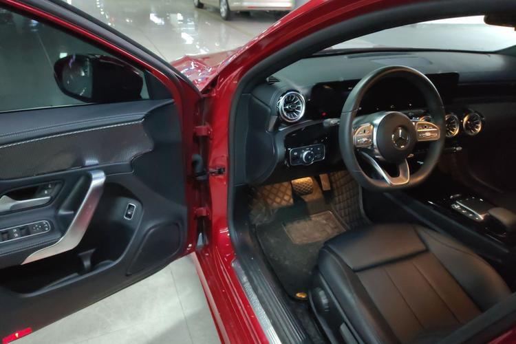 Used Mercedes-Benz A-Class 2022 Restyled A 200 L Sport Sedan Fashion Version Driver Seat