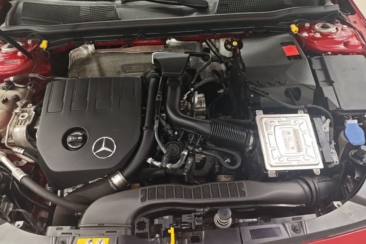 Used Mercedes-Benz A-Class 2022 Revised Version A 200 L Sport Sedan Fashionable Style Engine Bay
