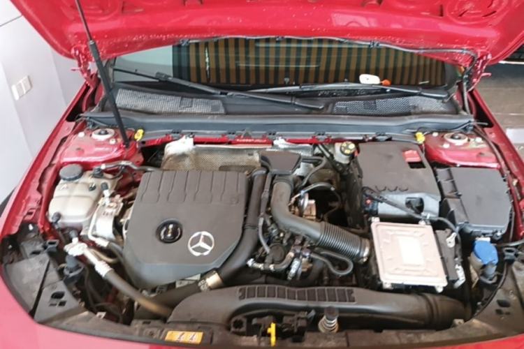 Used Mercedes-Benz A-Class 2022 Revised Version A 200 L Sport Sedan Fashionable Style Engine Bay