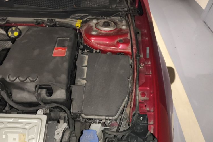 Used Mercedes-Benz A-Class 2022 Restyled A 200 L Sport Sedan Fashion Version Engine Bay Left
