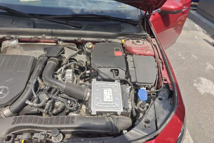 Used Mercedes-Benz A-Class 2022 Restyled A 200 L Sport Sedan Fashion Version Engine Bay Left