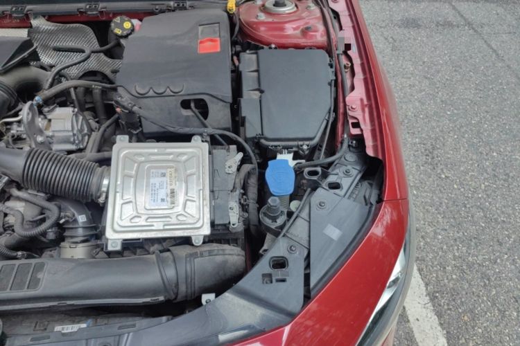 Used Mercedes-Benz A-Class 2022 A 200 L Sport Sedan Fashion Model Engine Bay Left
