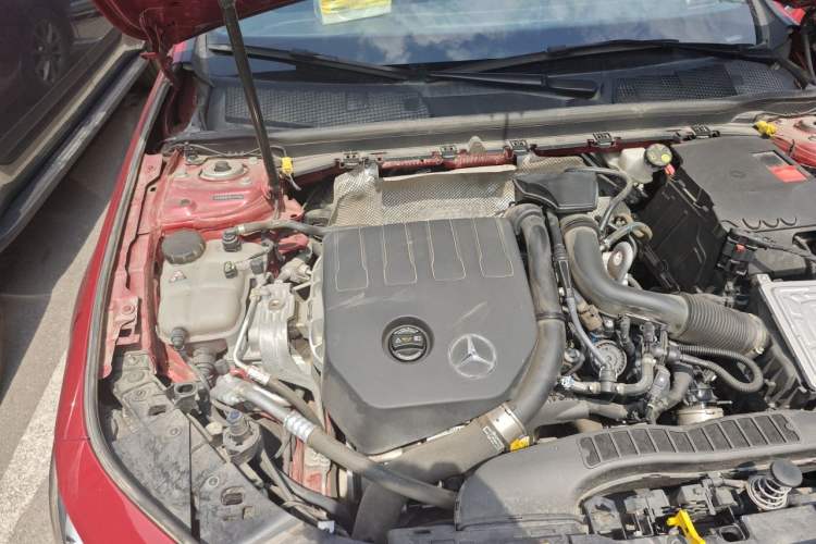 Used Mercedes-Benz A-Class 2022 Restyled A 200 L Sport Sedan Fashion Version Engine Bay Right