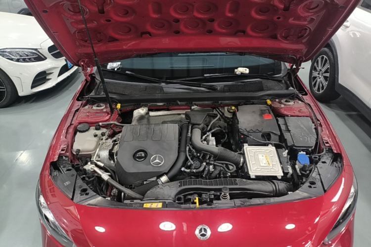 Used Mercedes-Benz A-Class 2022 Revised Version A 200 L Sport Sedan Fashionable Style Engine Bay