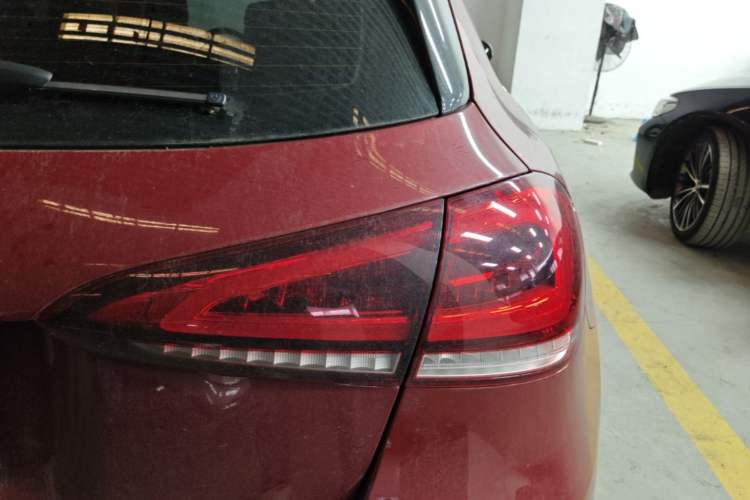 Used Mercedes-Benz A-Class 2022 Second Facelift A 200 Fashion Version Exterior 3