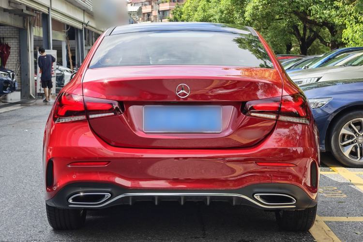 Used Mercedes-Benz A-Class 2022 Restyled A 200 L Sport Sedan Fashion Version Exterior 5