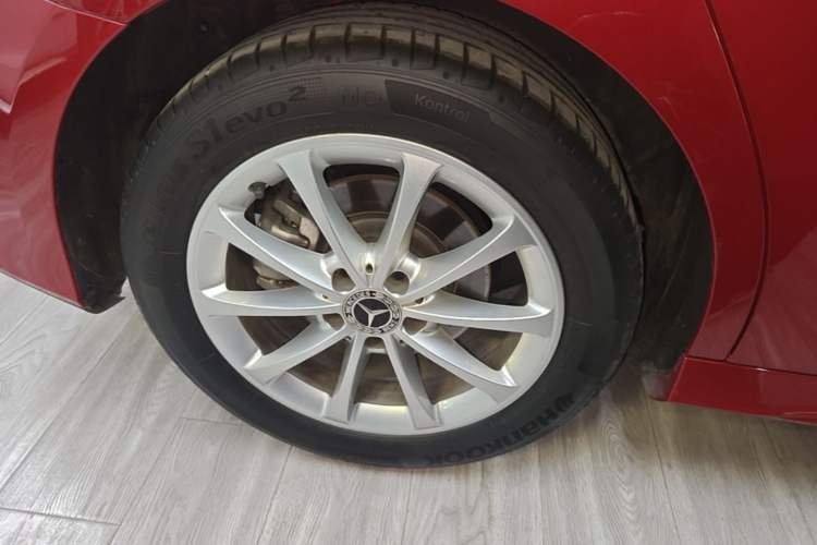 Used Mercedes-Benz A-Class 2022 Restyled A 200 L Sport Sedan Fashion Version Exterior 5