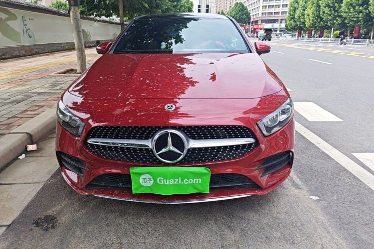 Used Mercedes-Benz A-Class 2022 Revised Version A 200 L Sport Sedan Fashionable Style Front